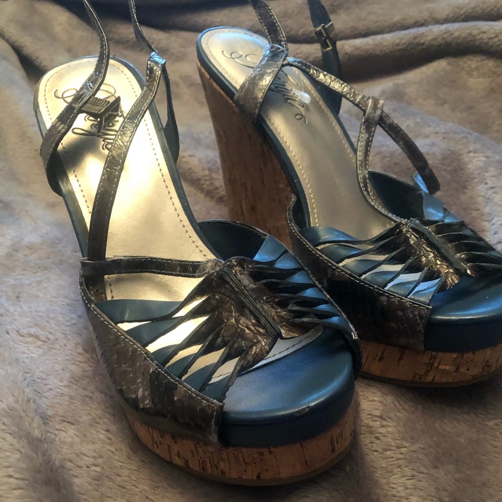 Fergie Wedge sandals (NWOT)